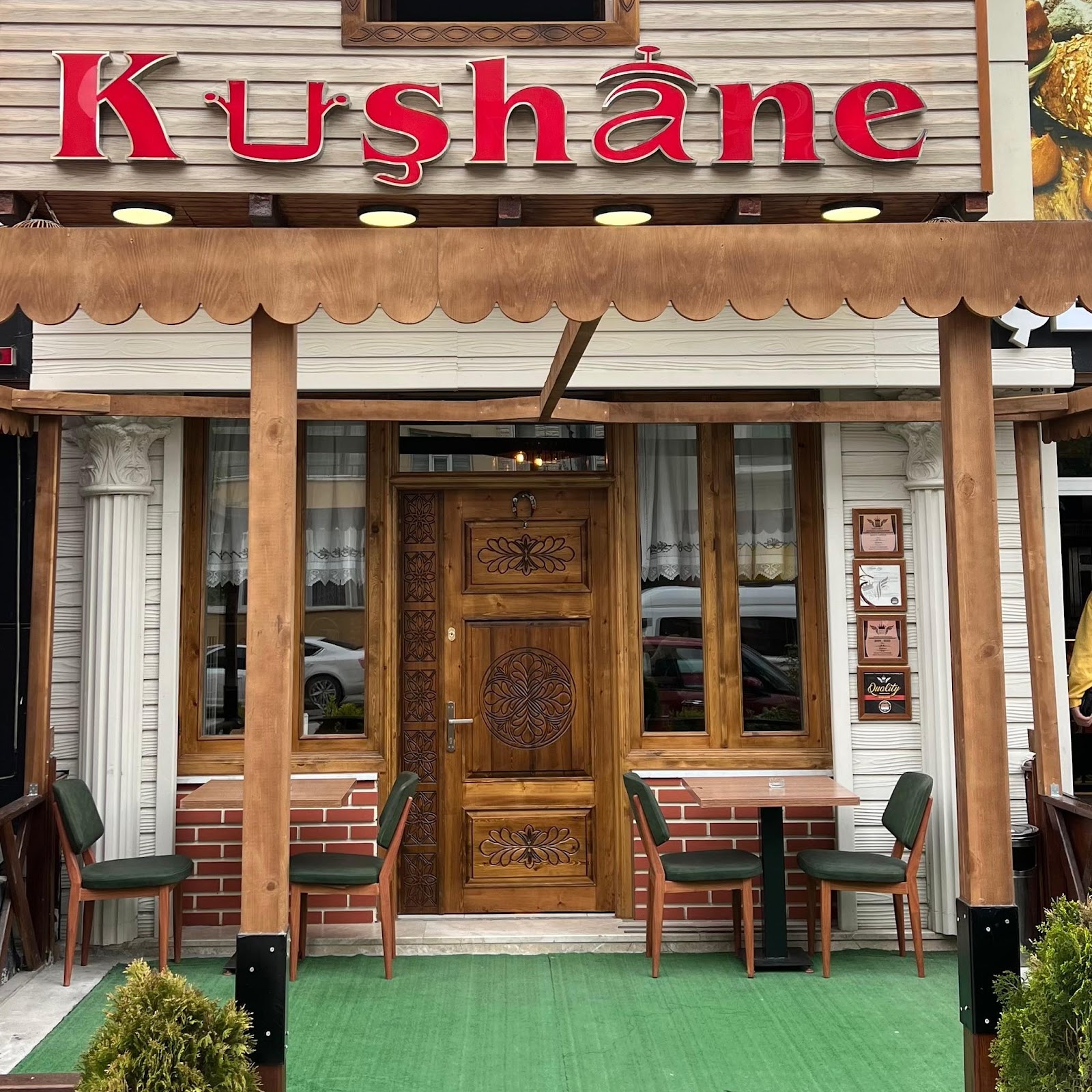 Kuşhane mekanı