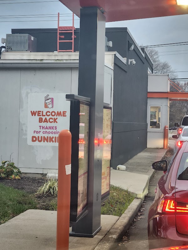 DUNKIN #358657 exterior