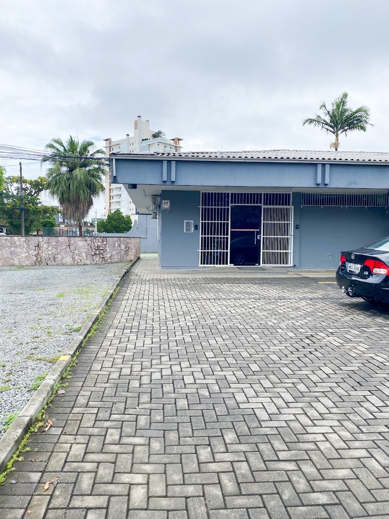 Dra. Cristiane Regina Gonchorovsky - foto 4