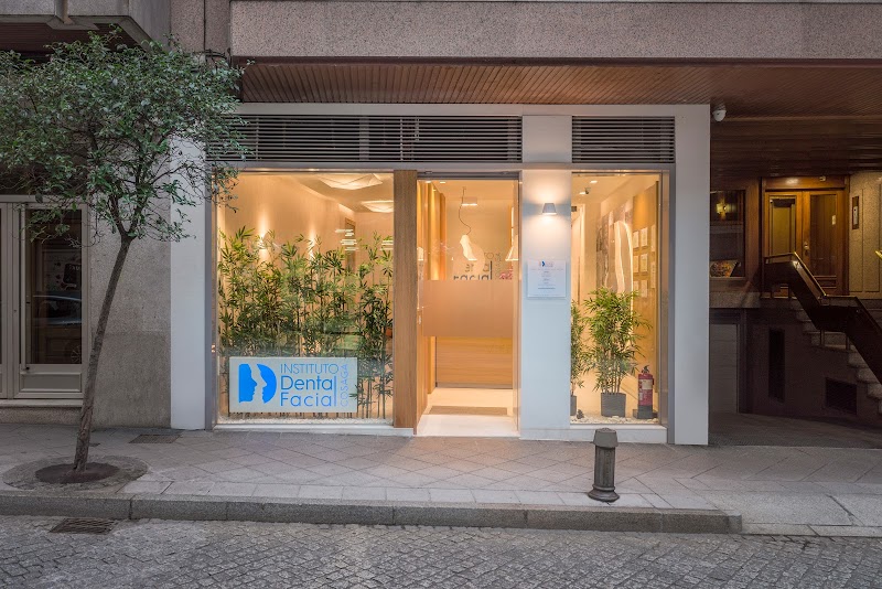 Instituto Dental y Facial photo 4