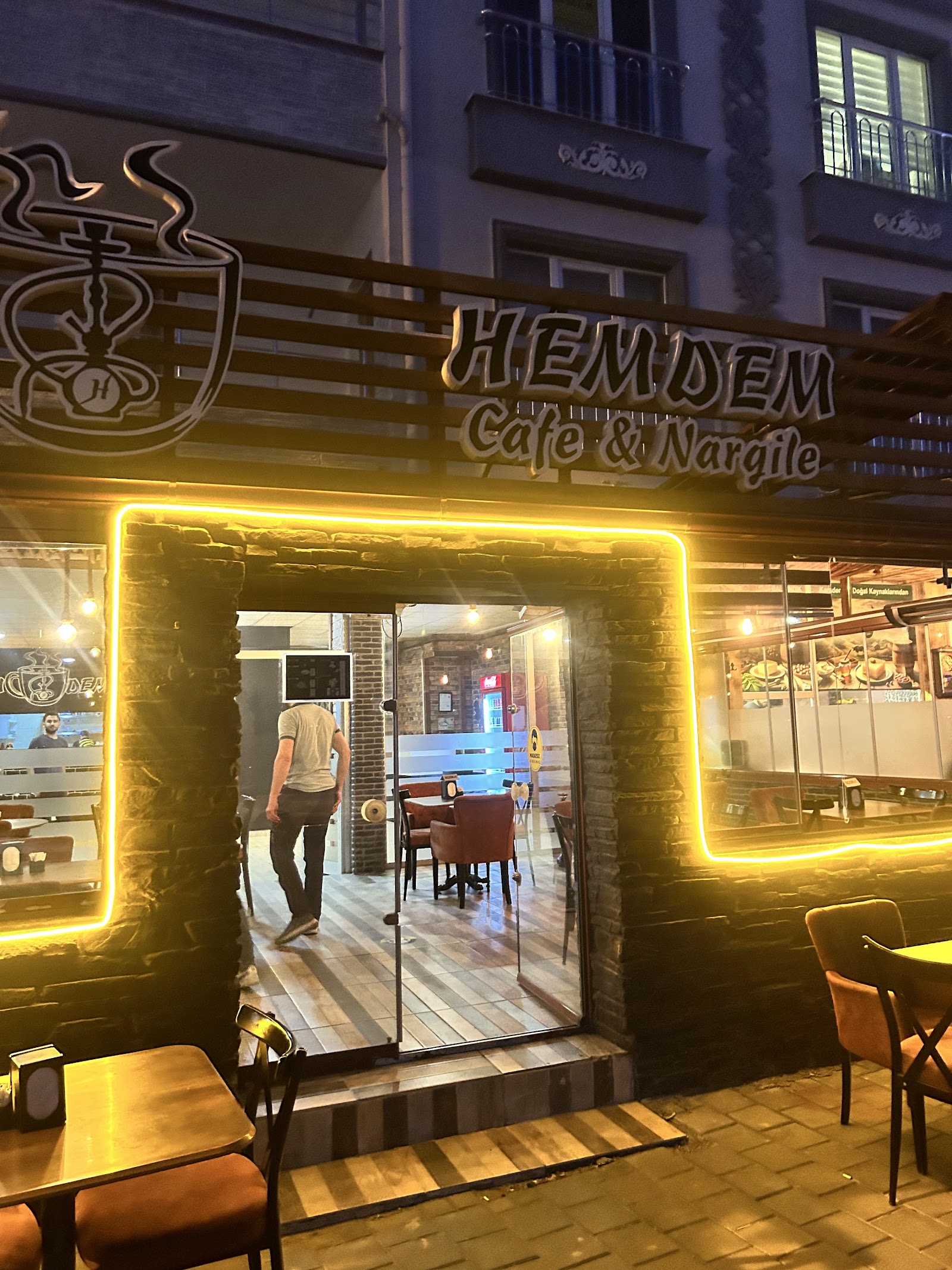 Hemdem Cafe & Nargile mekanı
