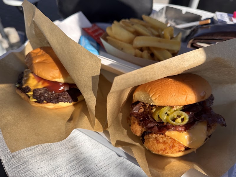 FAT-MAN Smashburger&Fried Chicken photo 3