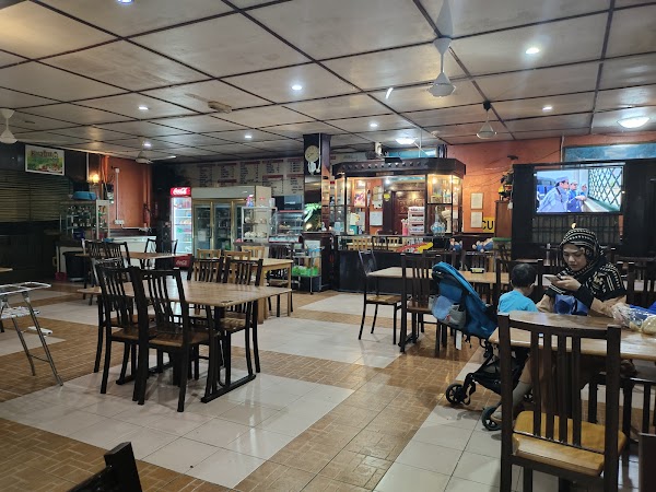 Rusnani Tomyam - Photo 1