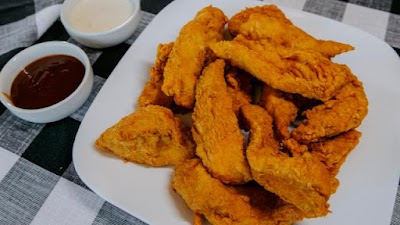 1st & Tenders SF Central