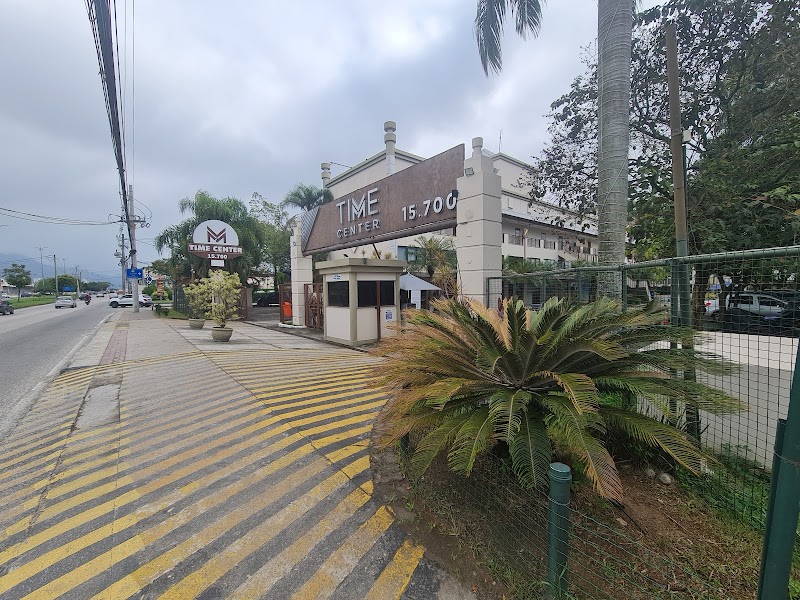 Dra. Juliana Vidal Rogenski | Odontopediatra | Clareamento | Clinica Geral | Dentista infantil em Recreio dos Bandeirantes - foto 4