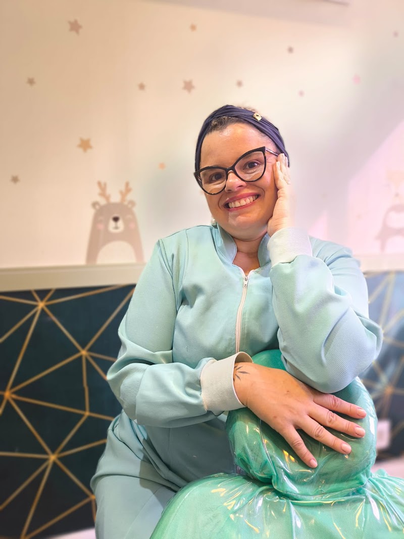 Dra. Juliana Vidal Rogenski | Odontopediatra | Clareamento | Clinica Geral | Dentista infantil em Recreio dos Bandeirantes