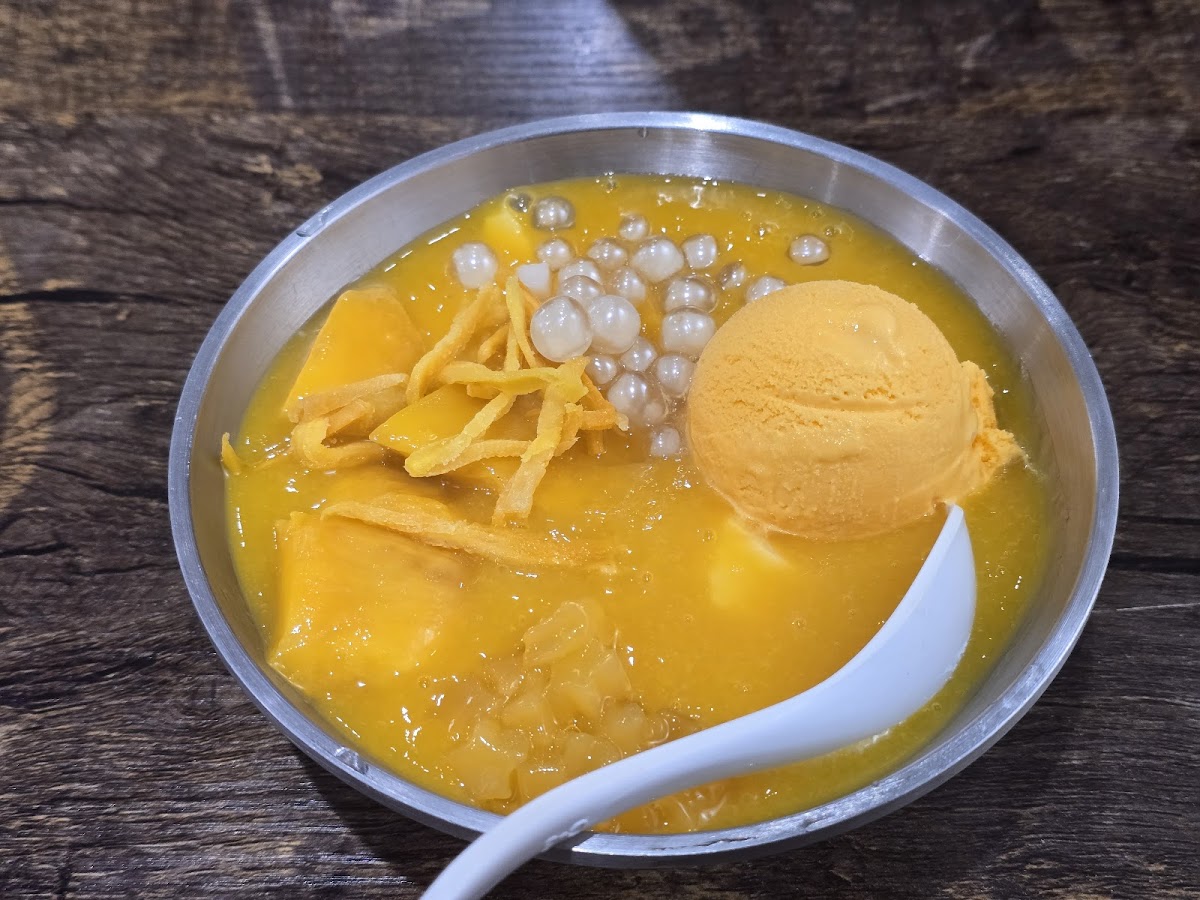 Auntie Sweet Dessert (Tin Hau) photo 2