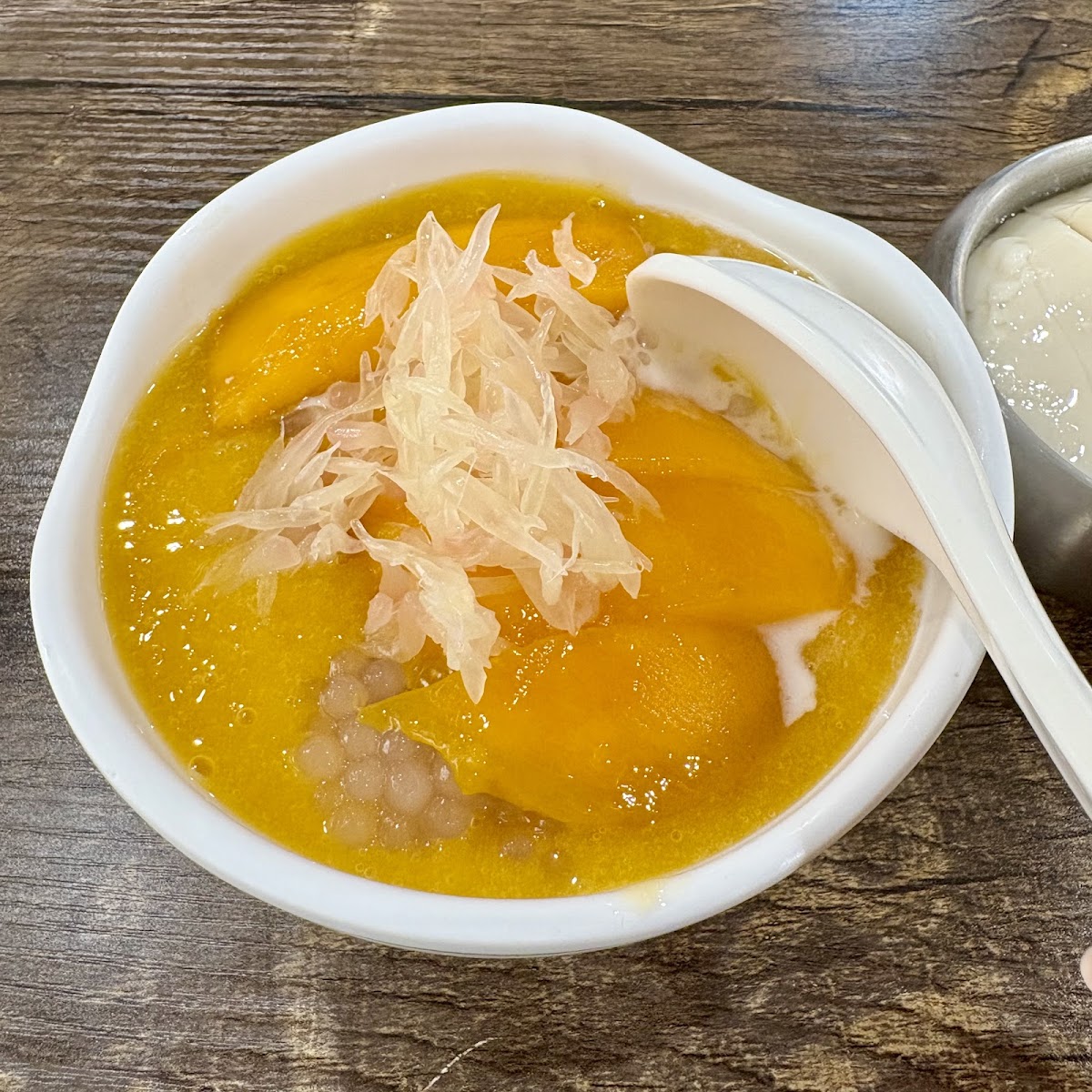 Auntie Sweet Dessert (Tin Hau) — photo 8