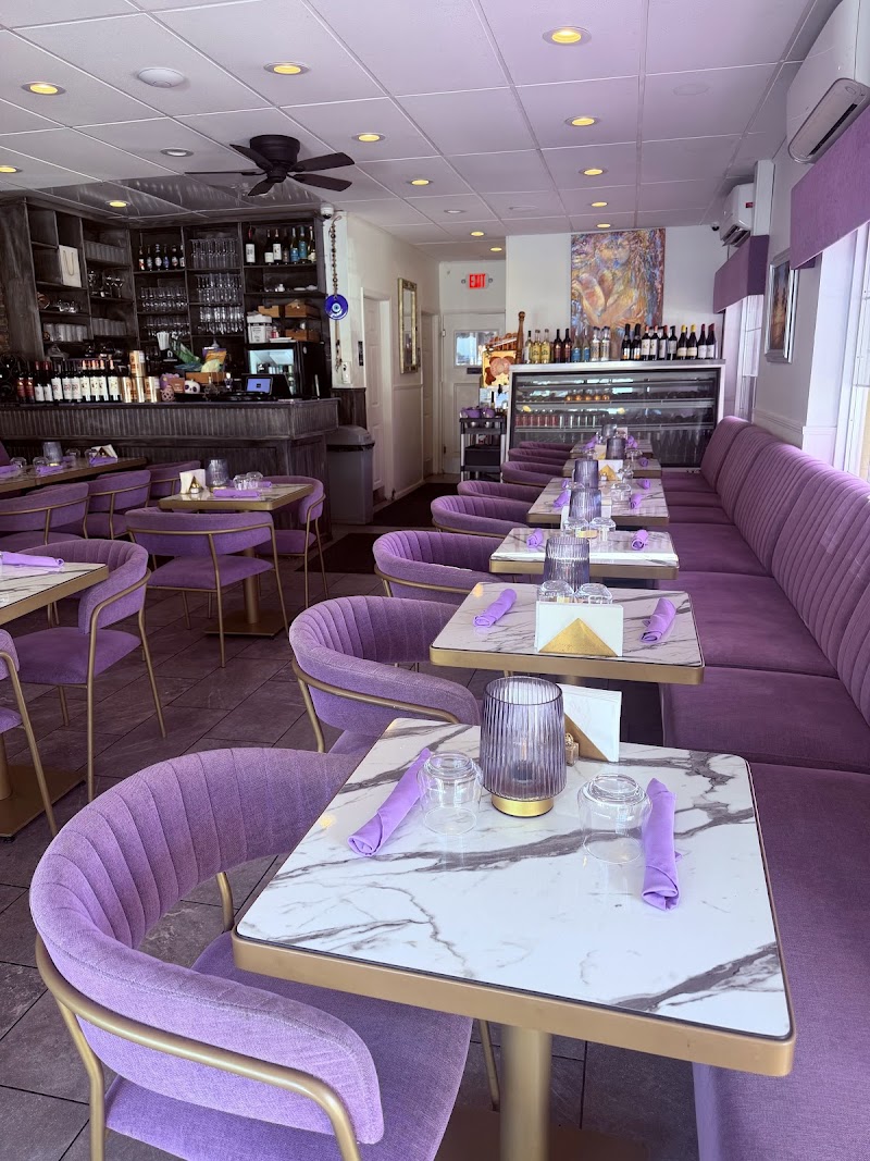 LAVENDER Cafe & Bistro photo 4