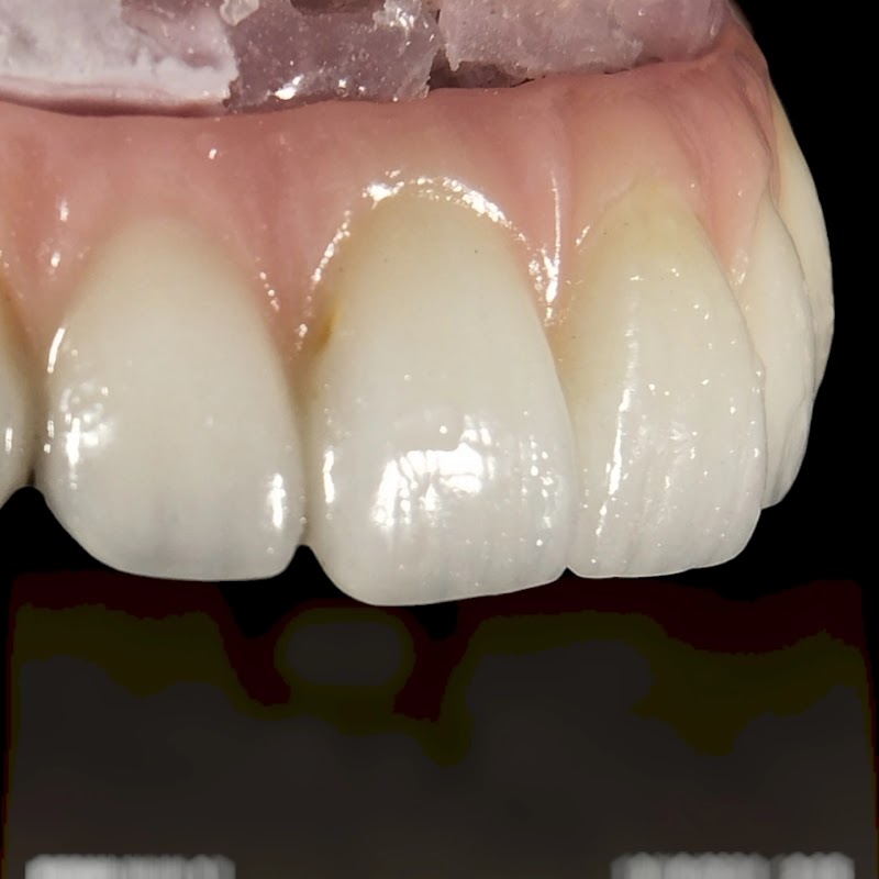 Oliveira Prates estética dental - foto 3