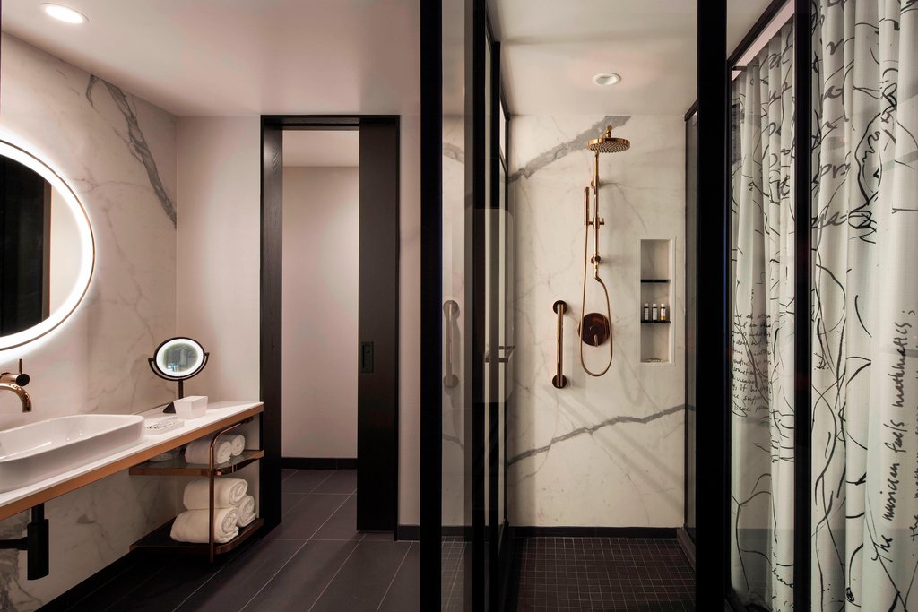 Hotel EMC2, dog-friendly hotel, photo 2