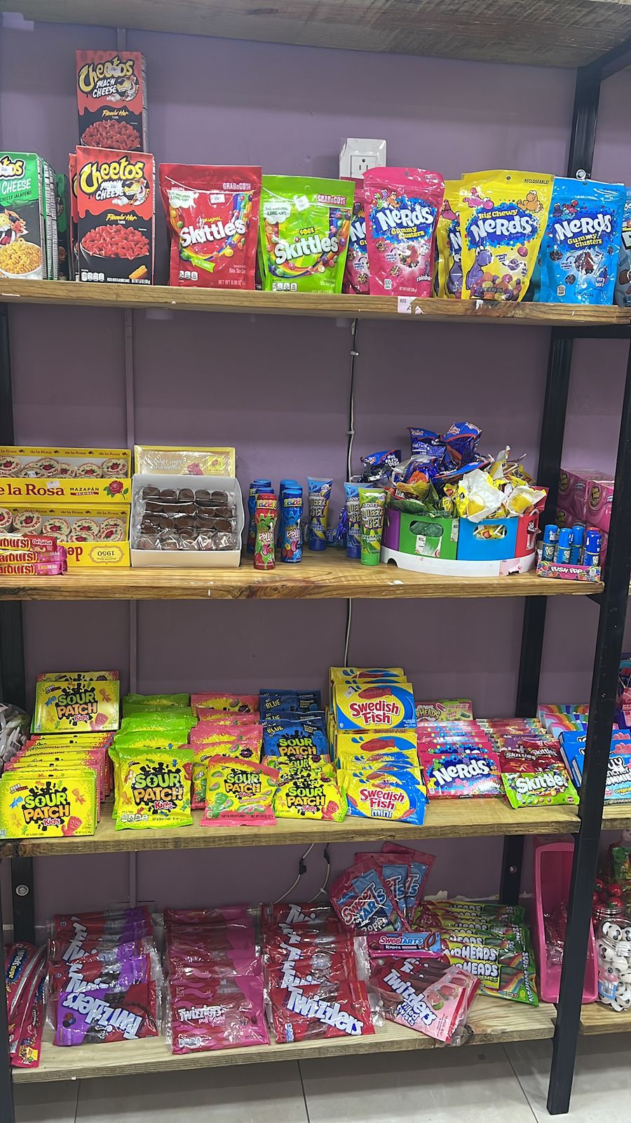 Tahis candy store F894+4RQ Santiago De Los Caballeros - Imagen 2