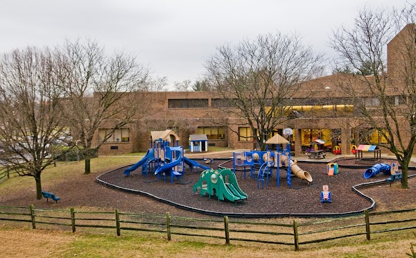 TEMPLE PRE-SCHOOL exterior