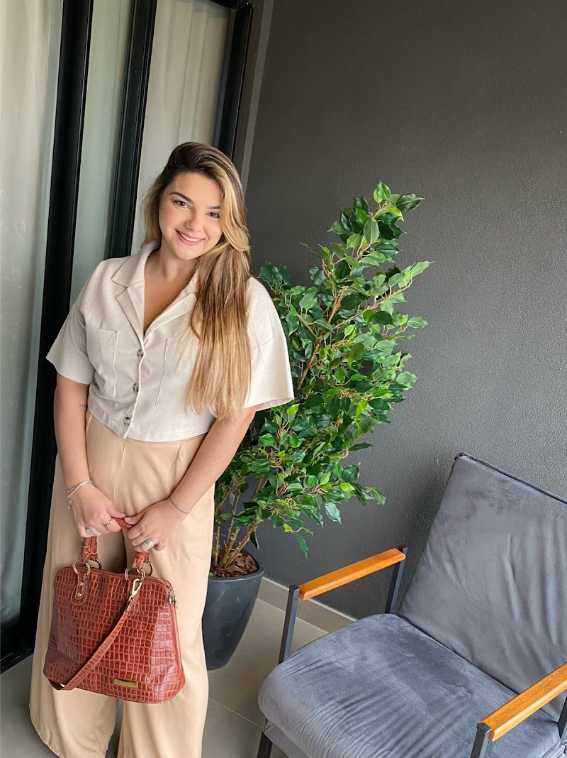 Thaís Pires Nutricionista e Gastrônoma (Atendimento Presencial e Online)