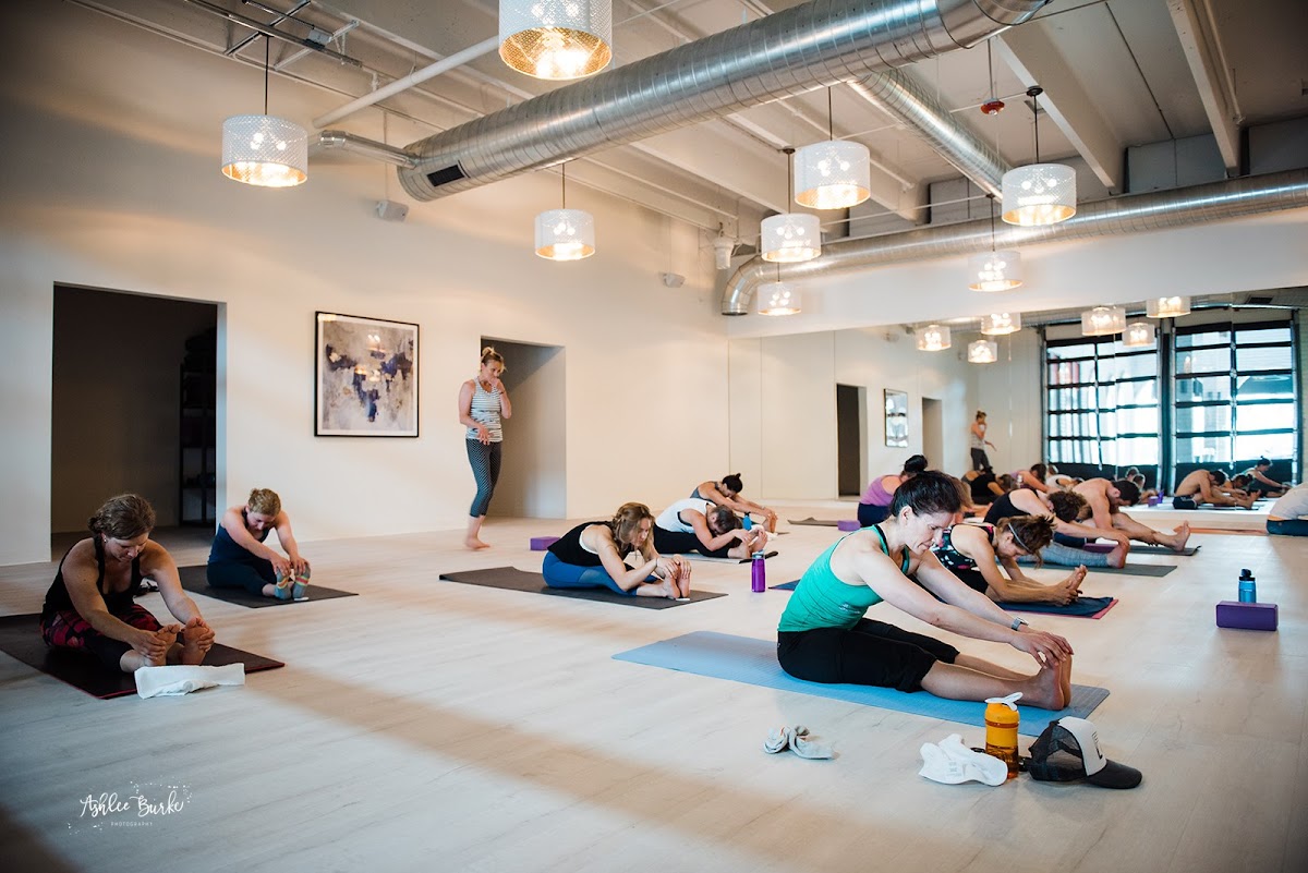 KONDITION--Barre | Spin | Strength | Yoga | Dance — 3