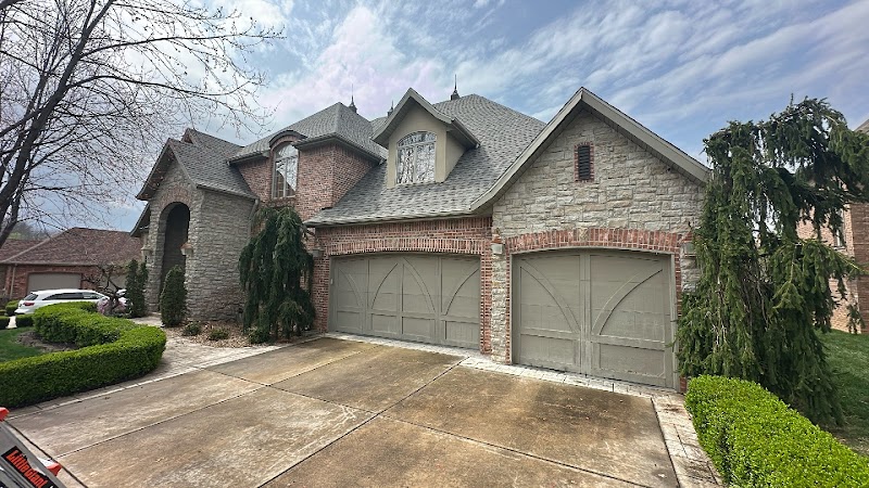 SRA Roofing & Gutters photo 2