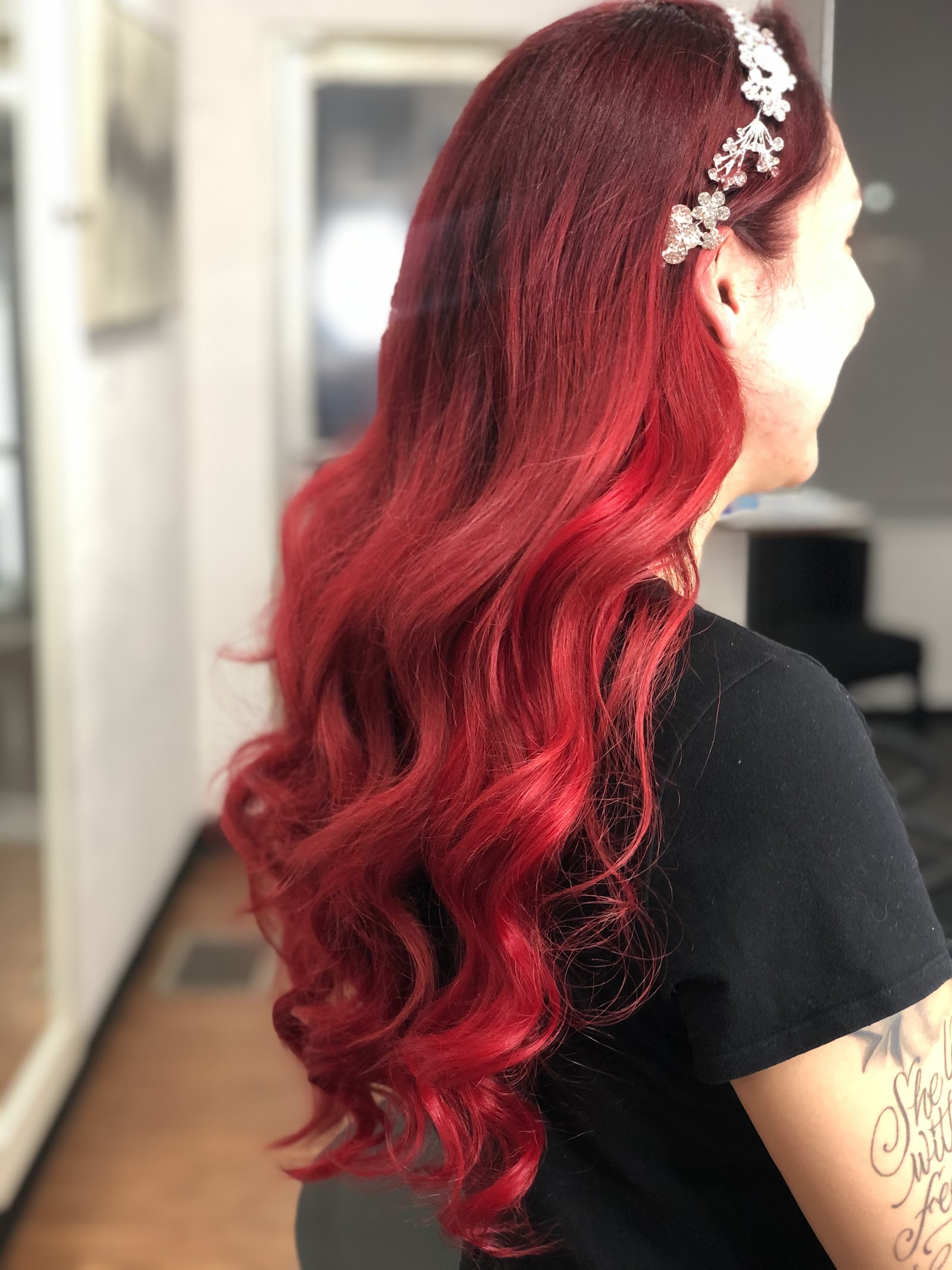 Inside Trends Hair & Beauty salon