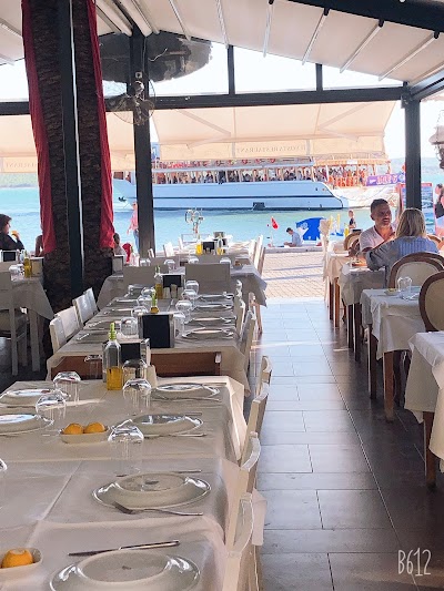 ilyosta restorant - Restoran