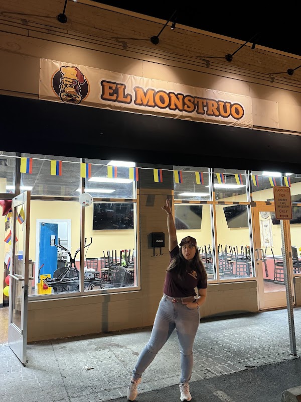 EL MONSTRUO exterior