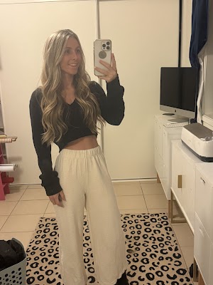 No Knotts Hair Studio