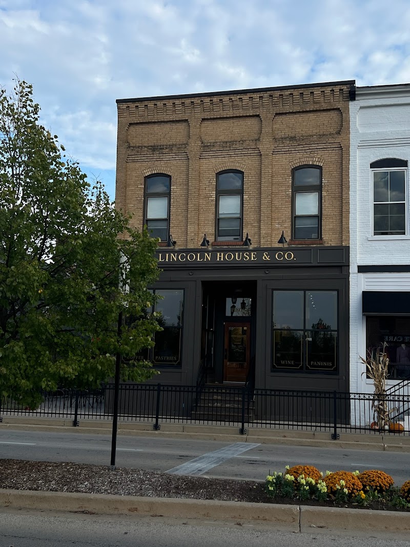 Lincoln House & Co. Coffee Shop photo 3