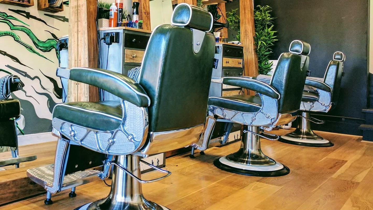 Knucklehead Barbershop photo 1
