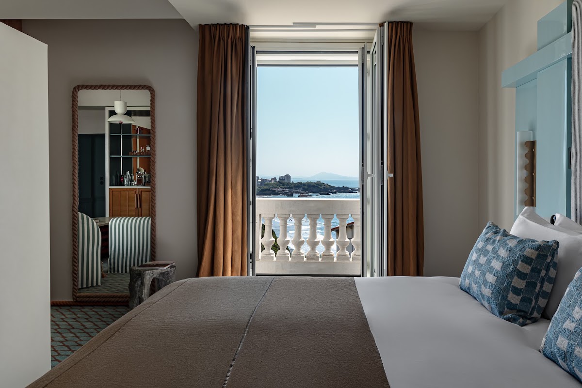 Regina Experimental Biarritz 5