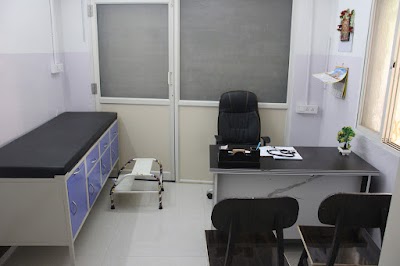 Manorama skin clinic Dr. Devaki Devi - Image 3