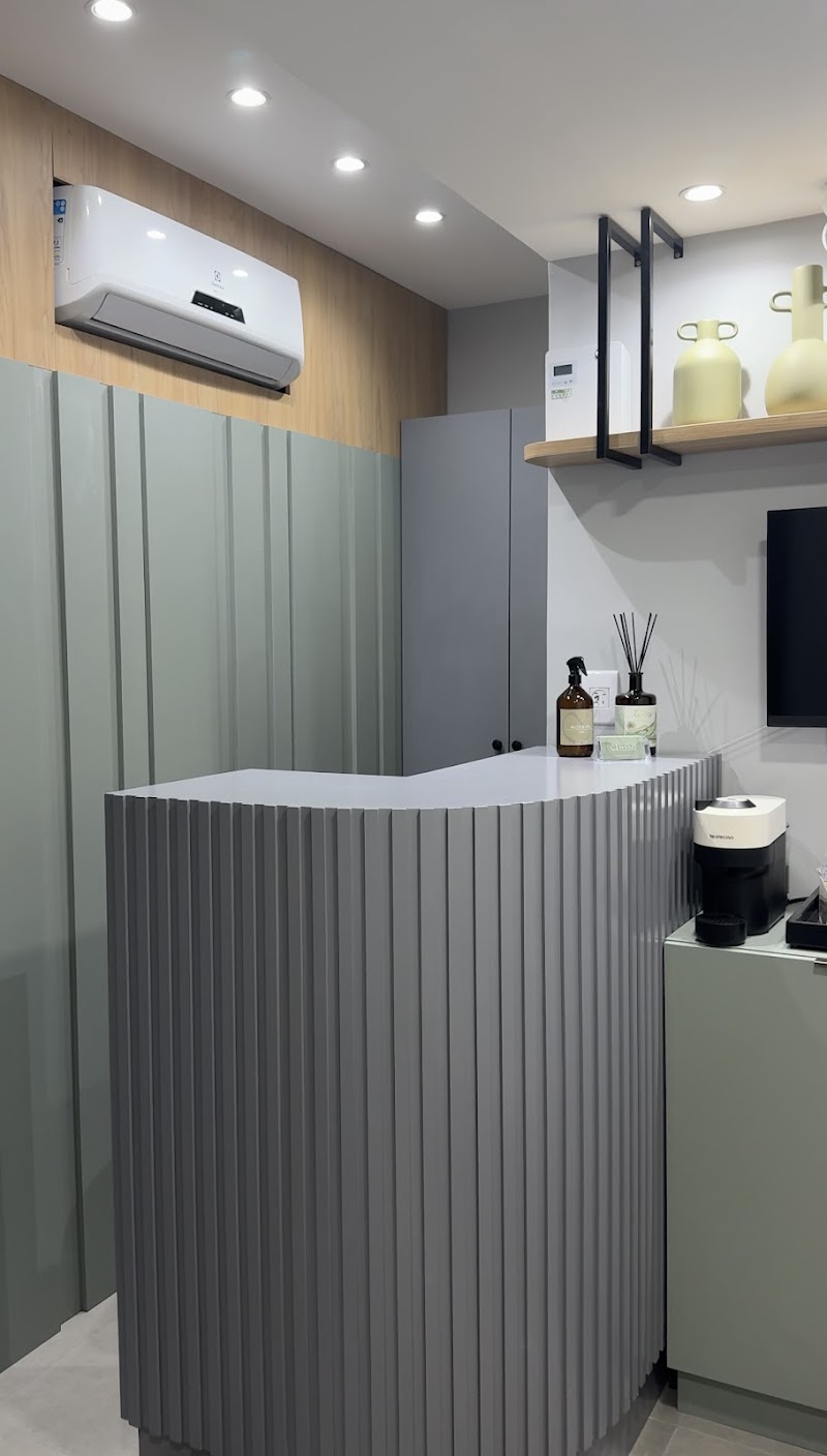 Dra. Poliana Manzi - foto 2