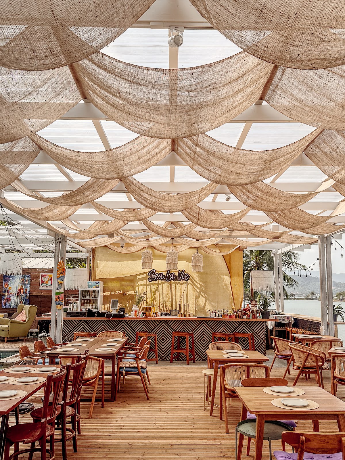 Sea La Vie Bar and Restaurant Koh Samui - ซีลาวีบาร์ เกาะสมุย in koh-samui