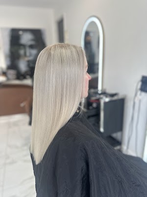 Kristy Lee Hair Stylist