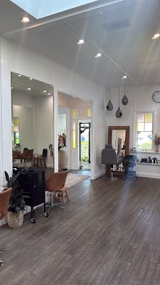 Social House Hair and Aesthetics photo 3