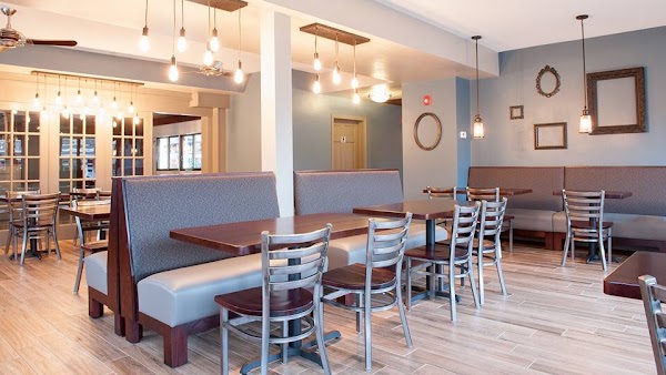 Roger’s Family Restaurant – Somerset