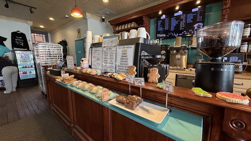 Deja Brew Coffee & Bakery photo 4