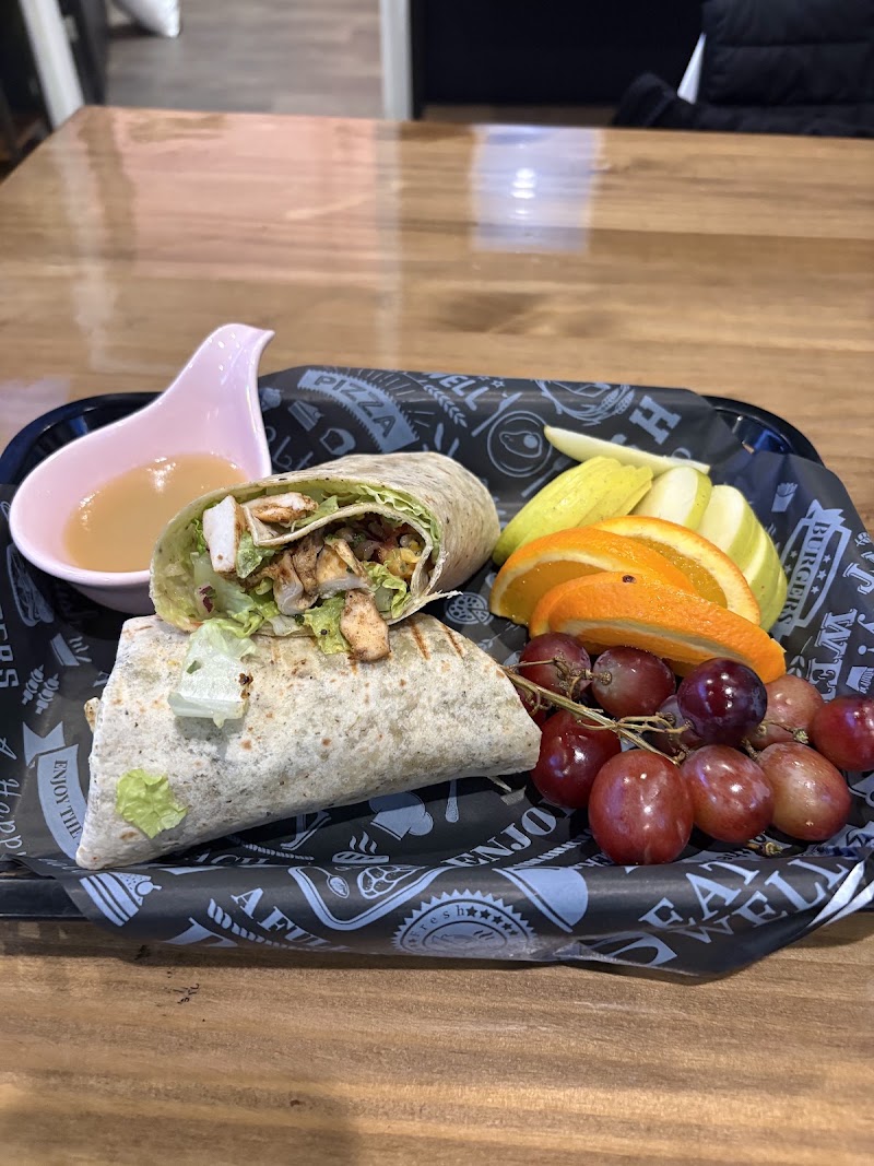 Emerald Boba Cafe & Lounge photo 4