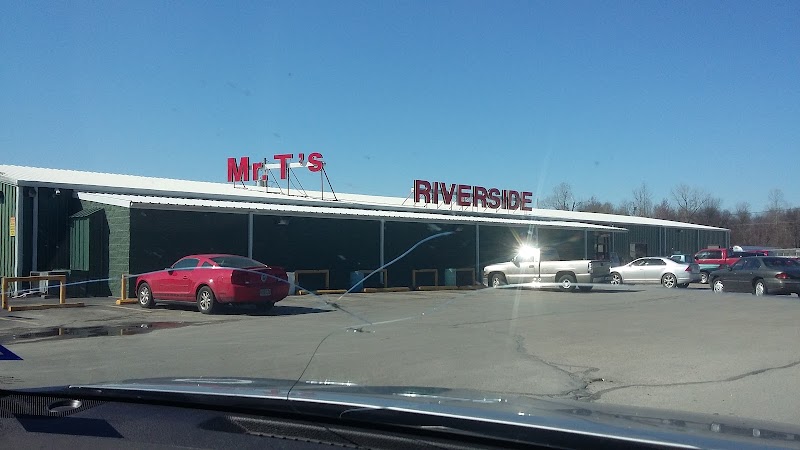 Mr T's Liquor Store & Smoke Shop photo 1