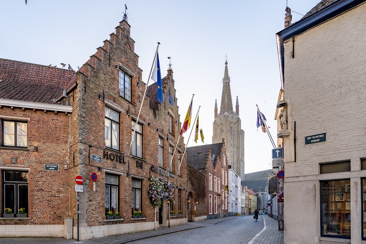 Hotel de Castillion