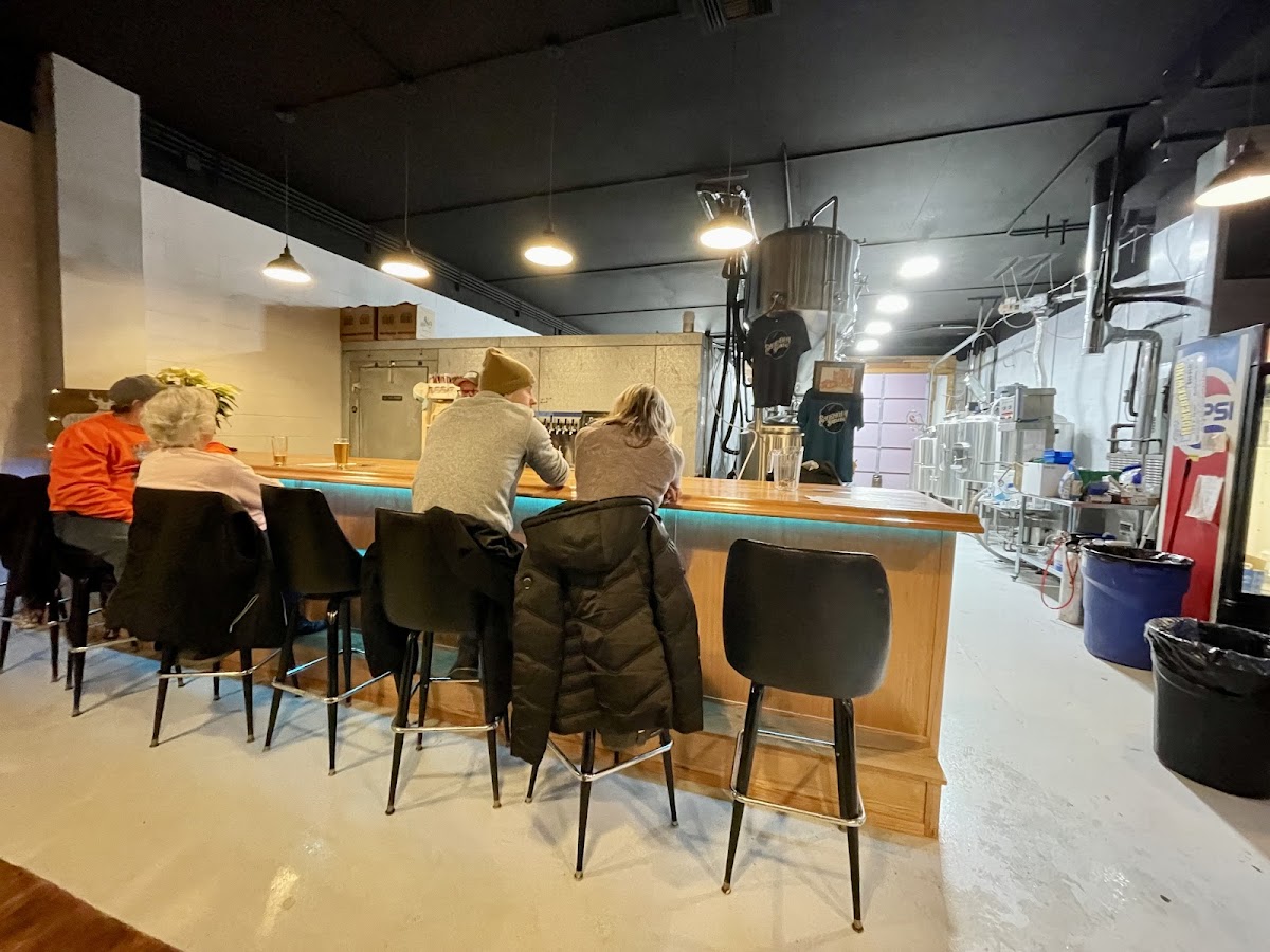 Shoehorn Brewing photo 3
