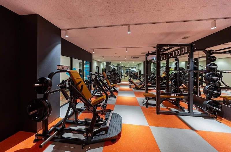 フィットイージー 那覇新都心店 2