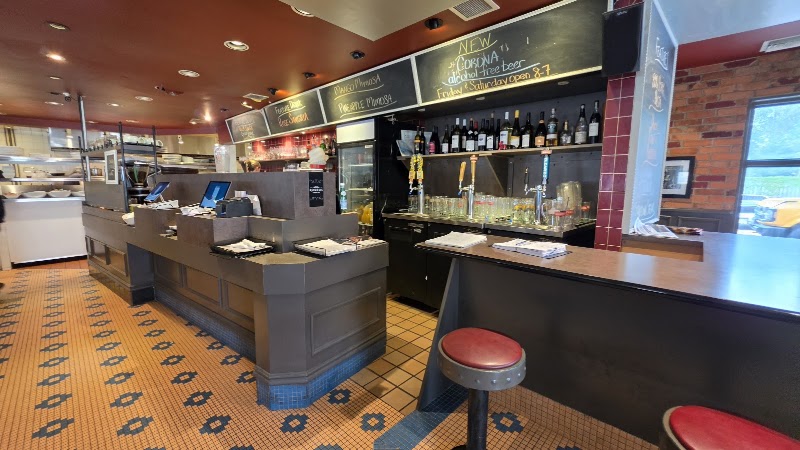 Romeos Corner Cafe photo 4