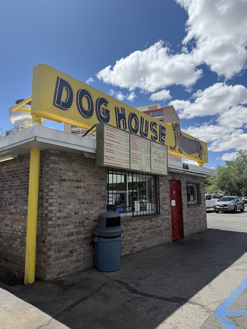 Dog House Drive In