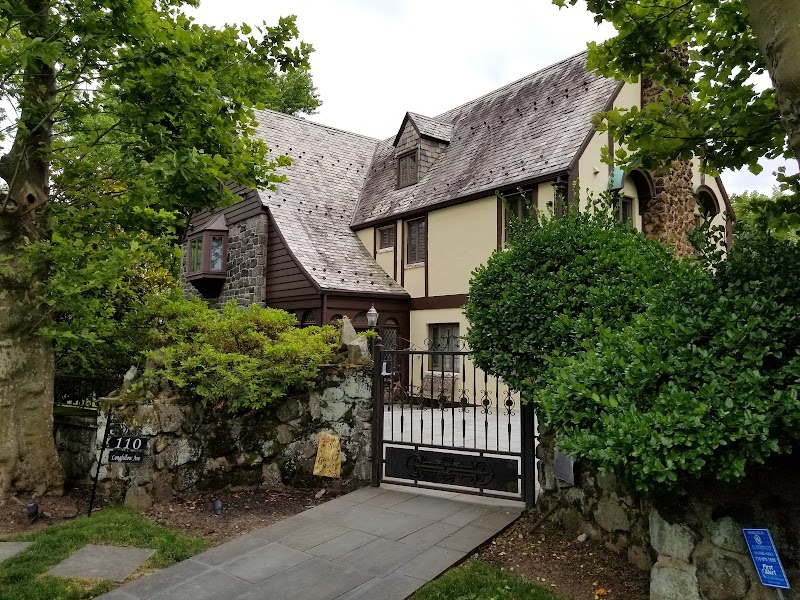 110 Longfellow Avenue