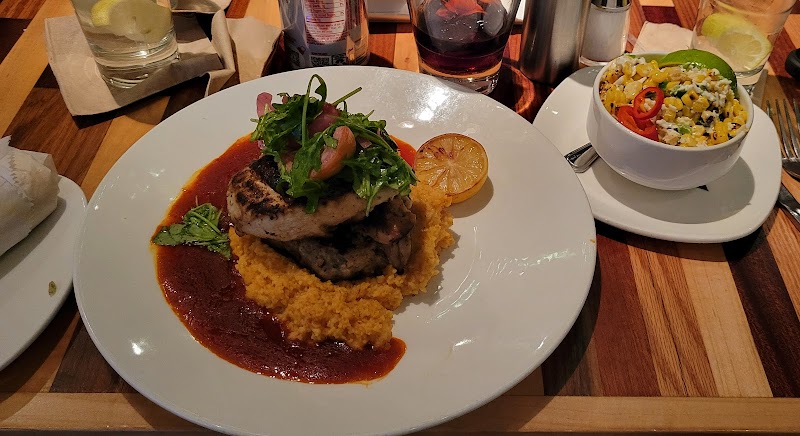 Mesero - Inwood Village photo 7