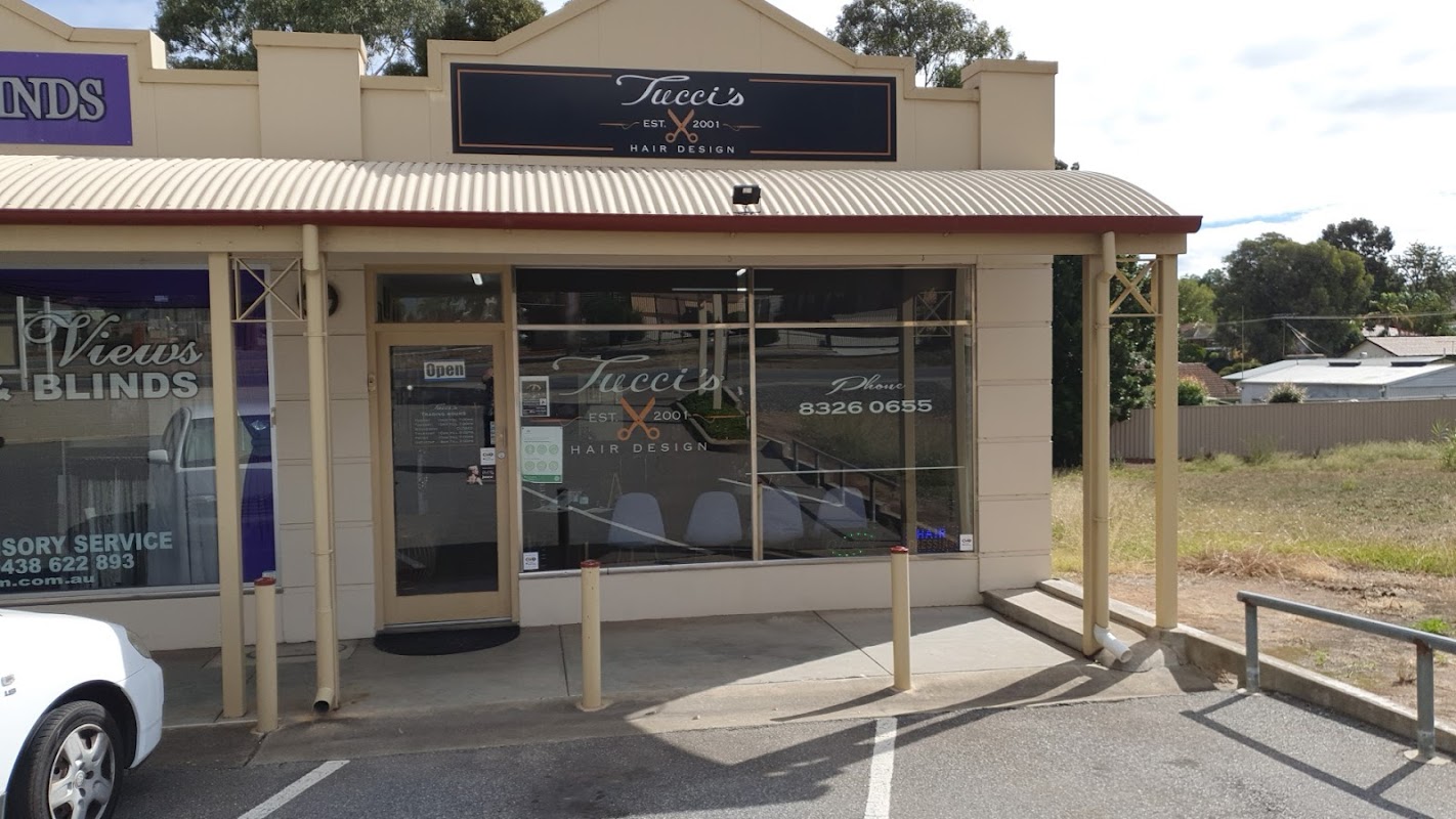 Tucci's Hair Design photo 1