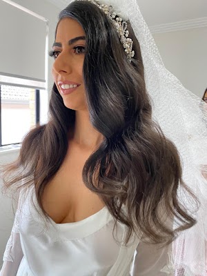 Escapade Hair Face Body photo 3