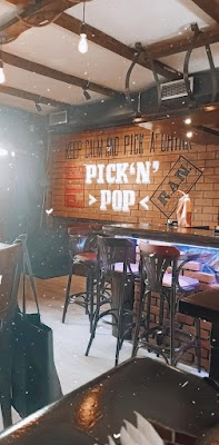 PICK ‘N’ POP PUB