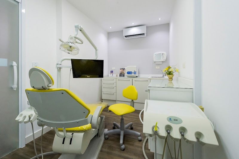 Dra Maria Fernanda Menezes ( Clínica Haz Odontologia & Estética Facial ) - foto 5