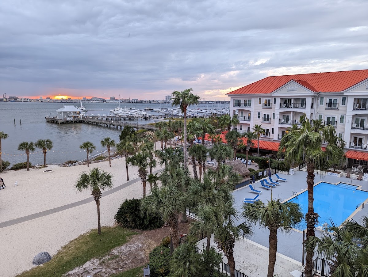Harborside at Charleston Harbor Resort & Marina, dog-friendly hotel, photo 5