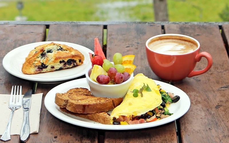 Cama Beach Cafe and Catering photo 2