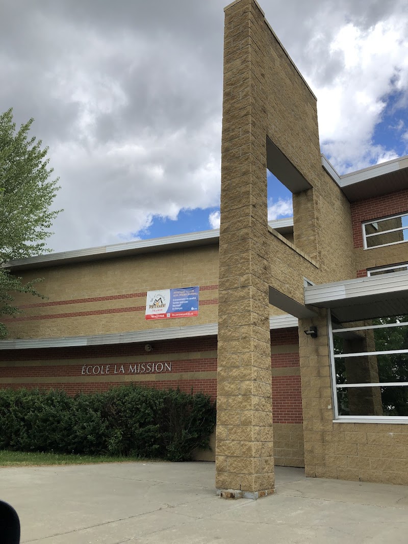 La Societe Prematernelle la Boite a Surprises